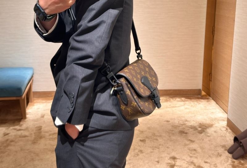 Mens Louis Vuitton Satchel Bags